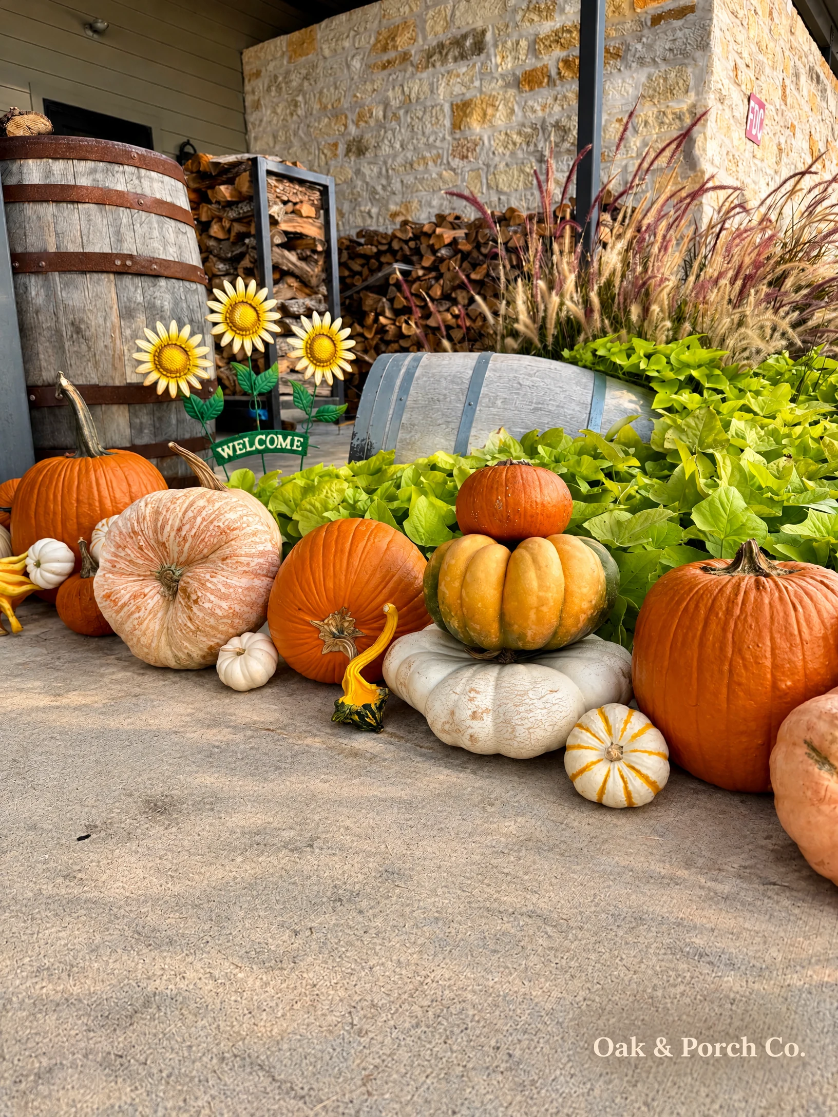 Oak & Porch Co. heirloom pumpkin styling detail